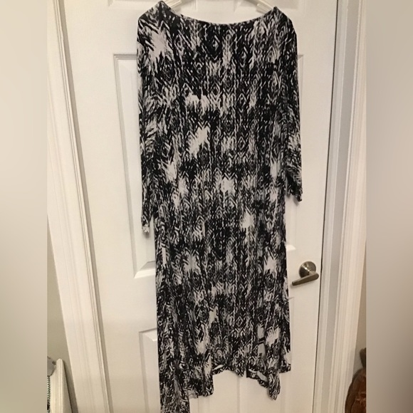 Plus Size Cynthia Rowley Dress - Picture 2 of 4